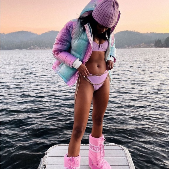 Beach Riot 👙 Ribbed Purple Tropical V-Style Bikini Bottoms 💕🏝️🐠 - Picture 5 of 7